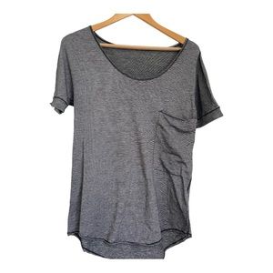lululemon Navy/Grey Cotton Scoopneck SS